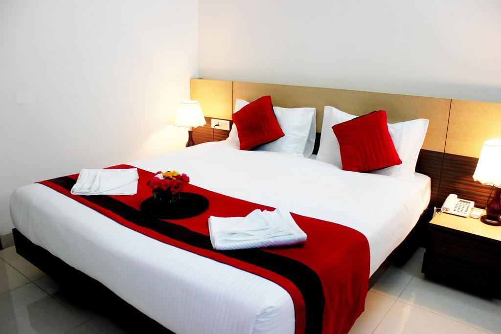 Cyber Inn Gurgaon Oda fotoğraf