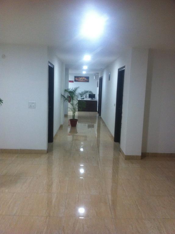 Cyber Inn Gurgaon Dış mekan fotoğraf