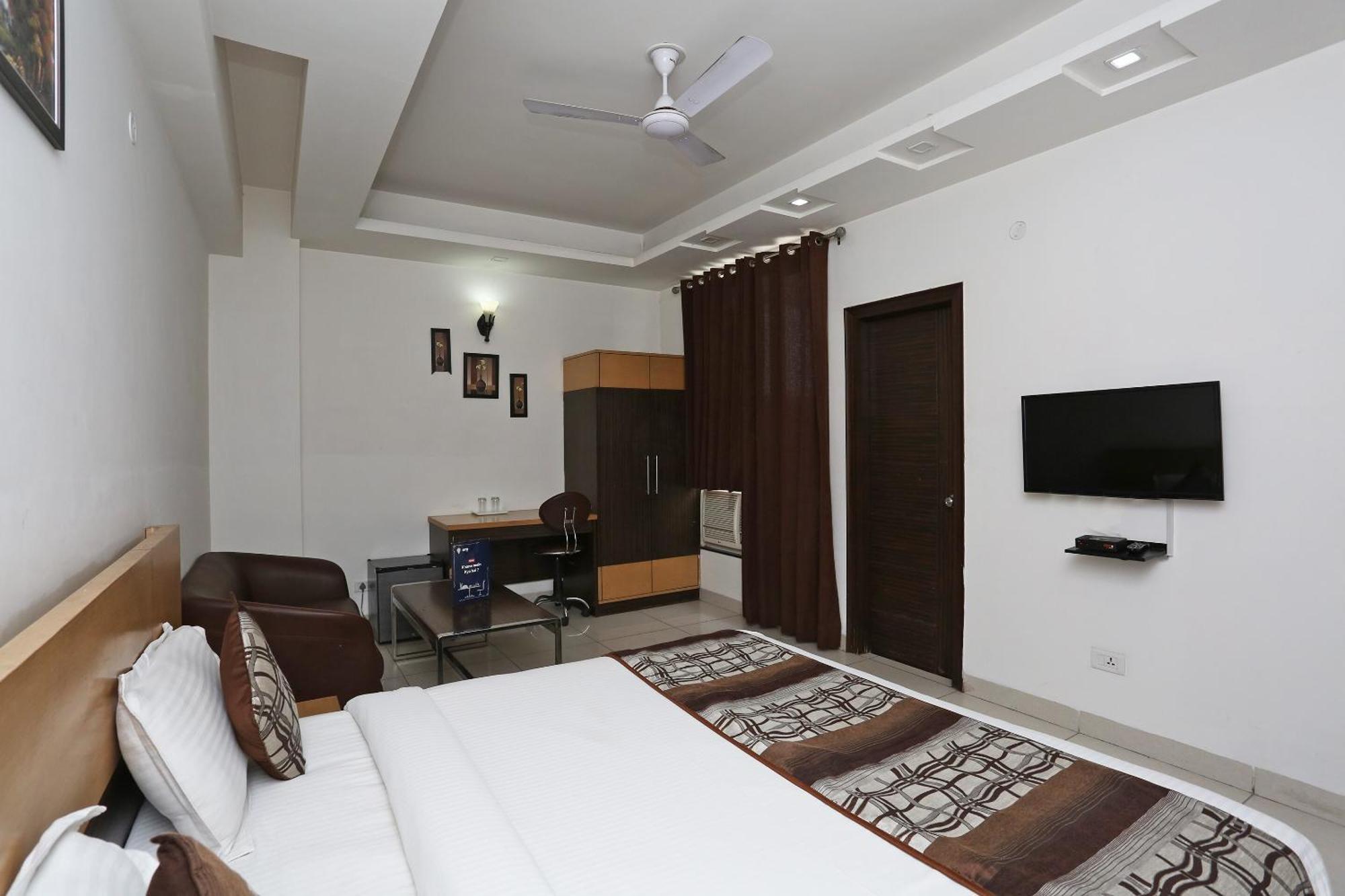 Cyber Inn Gurgaon Dış mekan fotoğraf