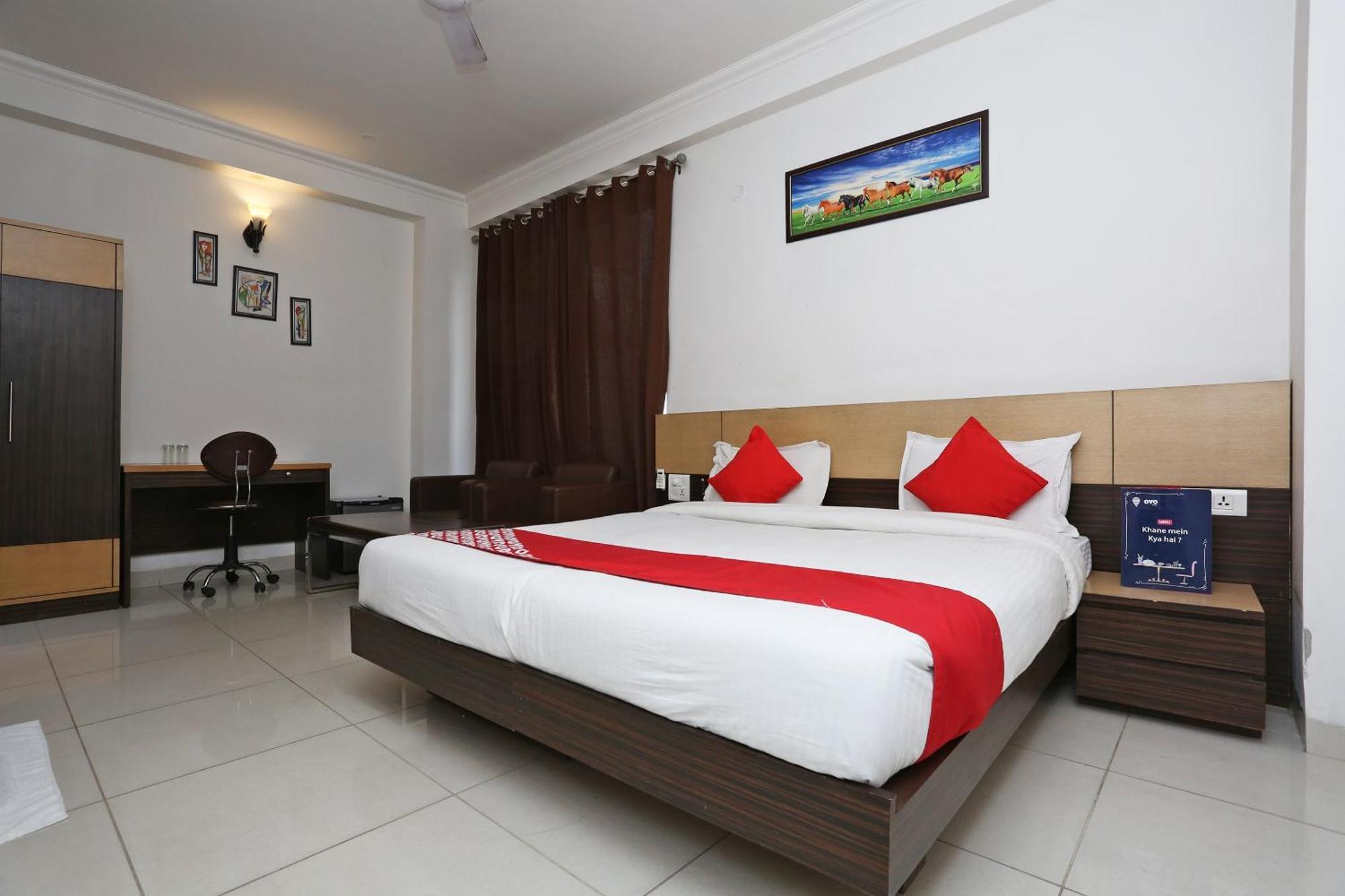 Cyber Inn Gurgaon Dış mekan fotoğraf