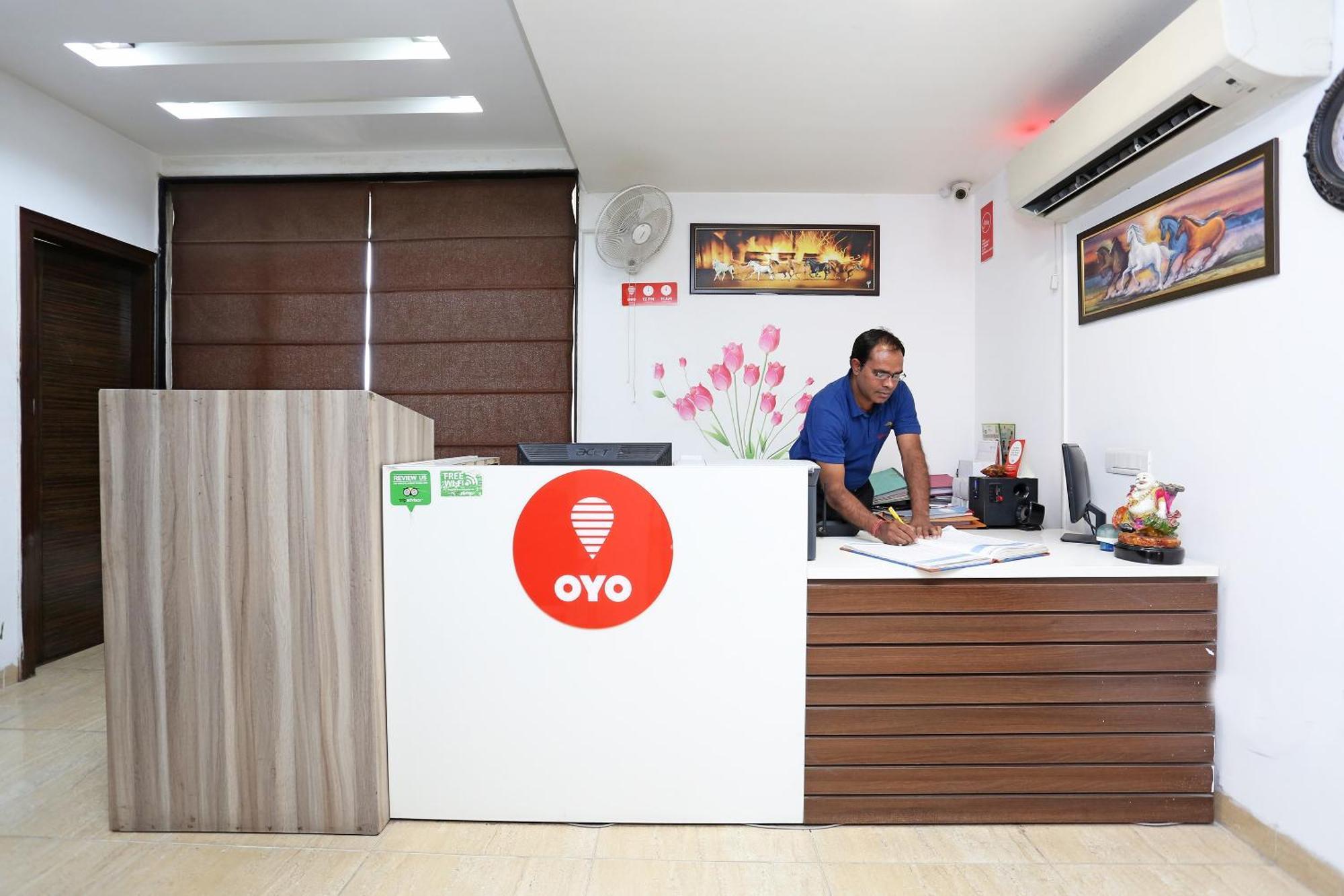 Cyber Inn Gurgaon Dış mekan fotoğraf