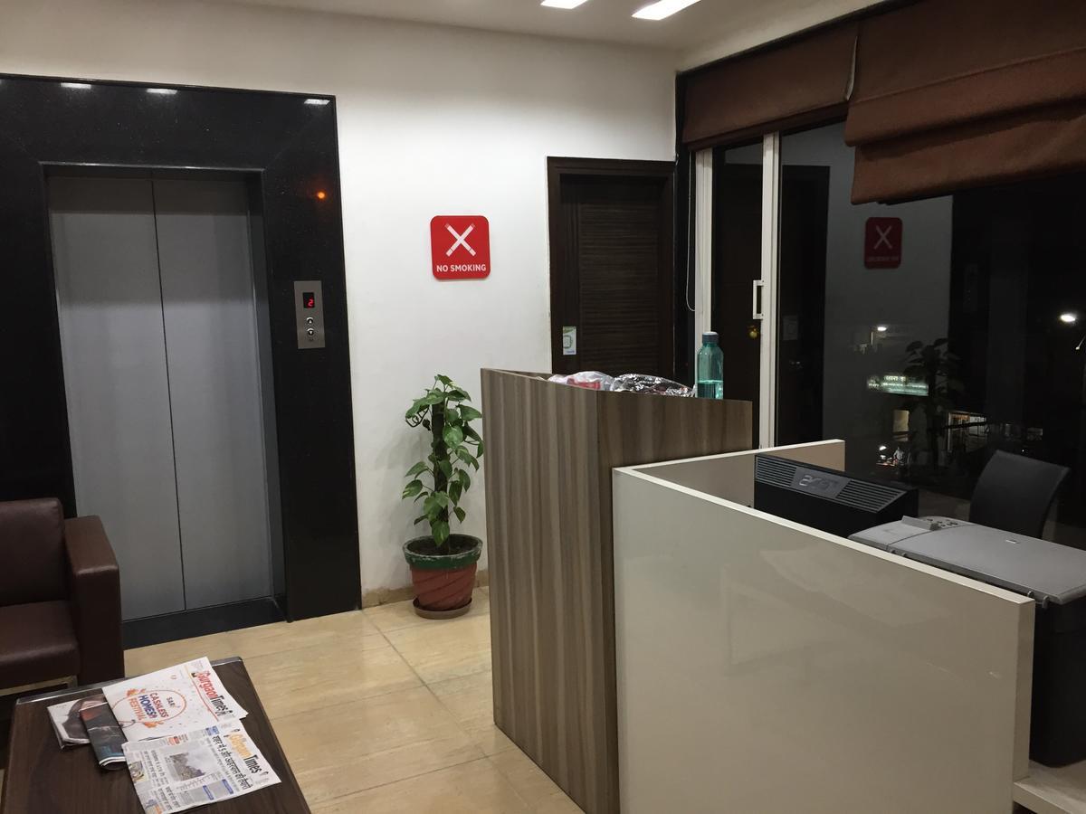 Cyber Inn Gurgaon Dış mekan fotoğraf